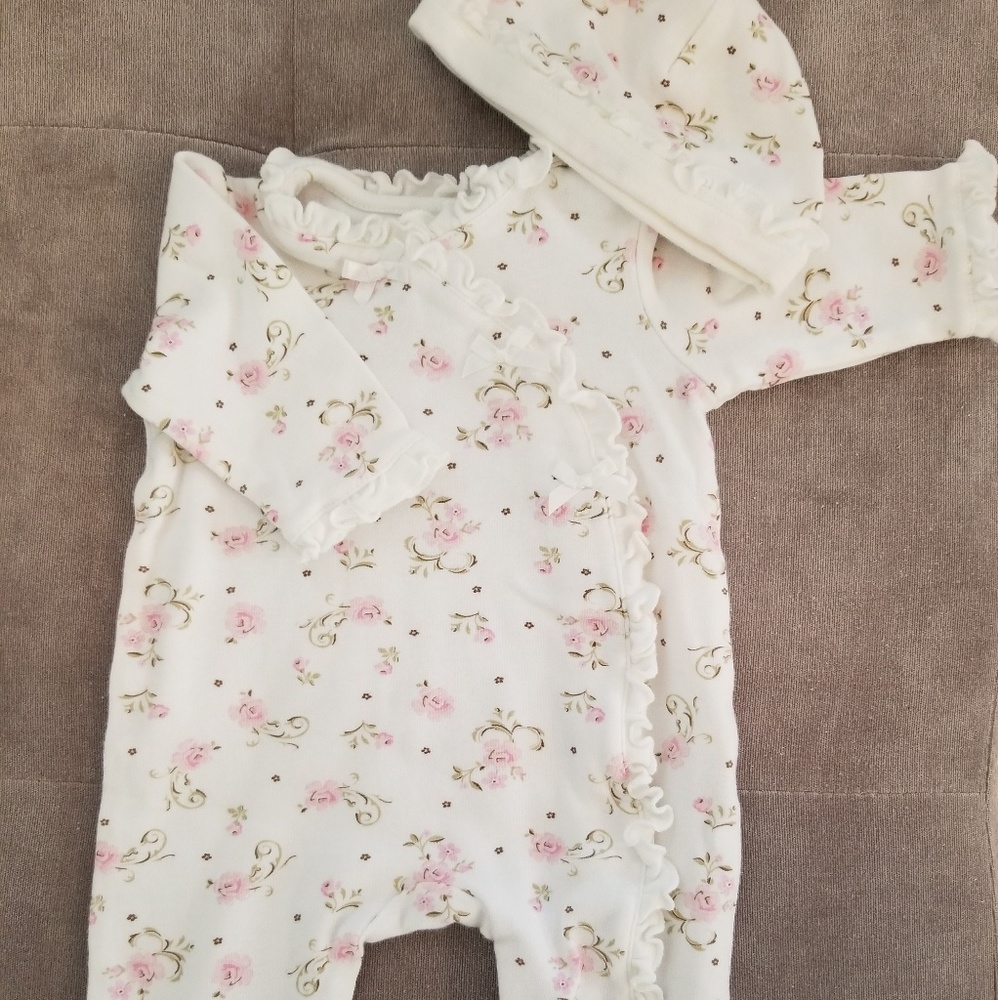 Never worn baby girl pajama with hat 3 months
